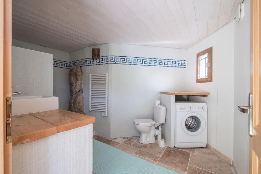 Bas De Villa Au Milieu Des Oliviers. Chateauneuf-Villevieille Esterno foto