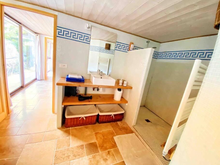 Bas De Villa Au Milieu Des Oliviers. Chateauneuf-Villevieille Esterno foto